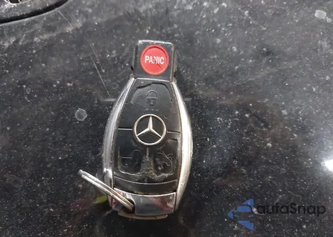 2009 Mercedes-Benz Clk 350 z USA, uszkodzony, nr VIN WDBTJ56HX9F268115